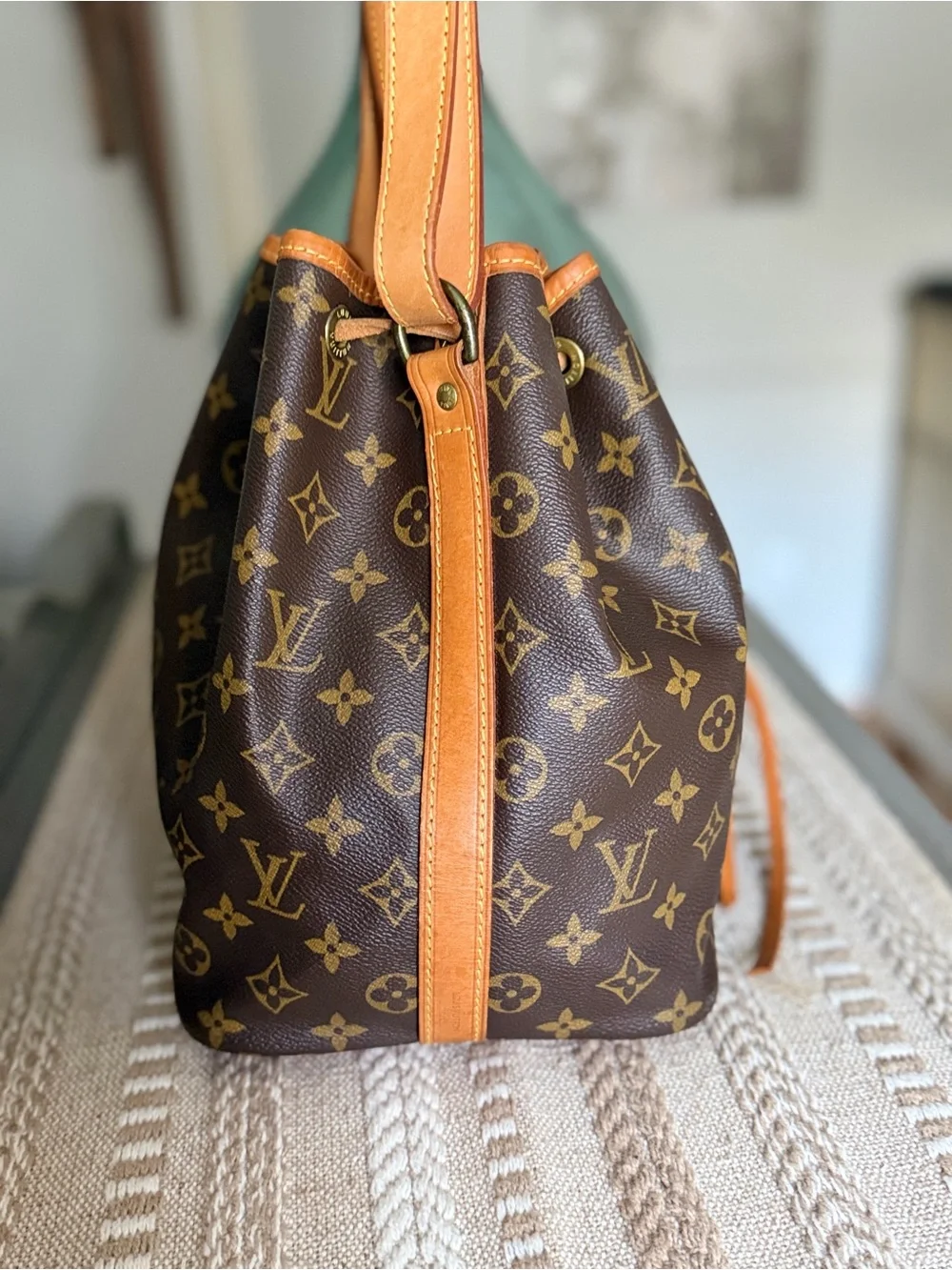 Louis Vuitton Petite Noe Vintage  Monogram Drawstring Bucket Bag